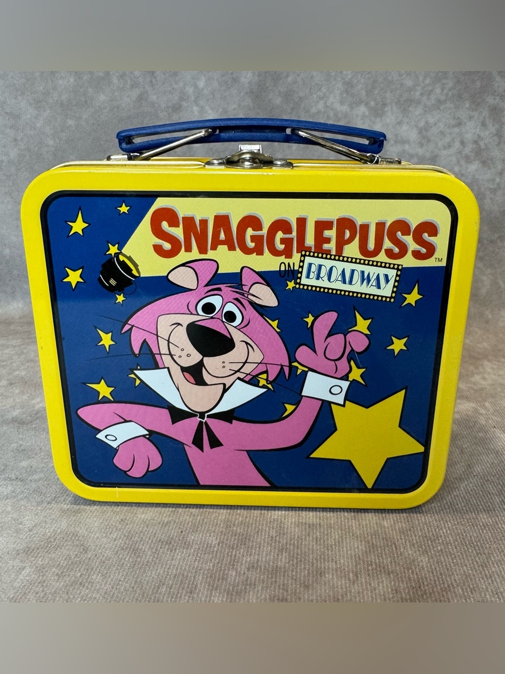 Vtg 1999 Hanna-Barbera Snagglepuss Small Mini Tin Lunch Box 5.5" Wide